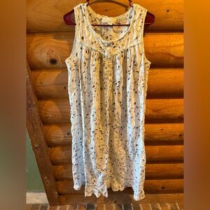 Eileen West Nightgown